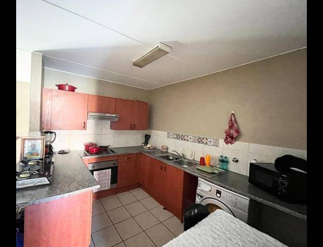 2 BEDROOM APARTMENT FOR SALE IN COMET